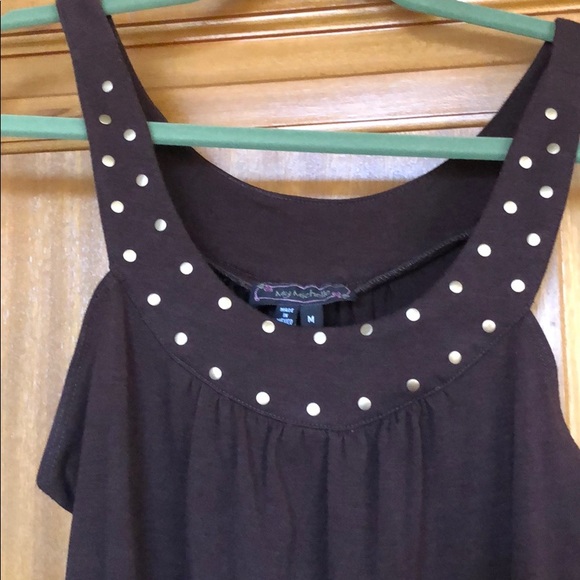 Tank - Picture 3 of 4